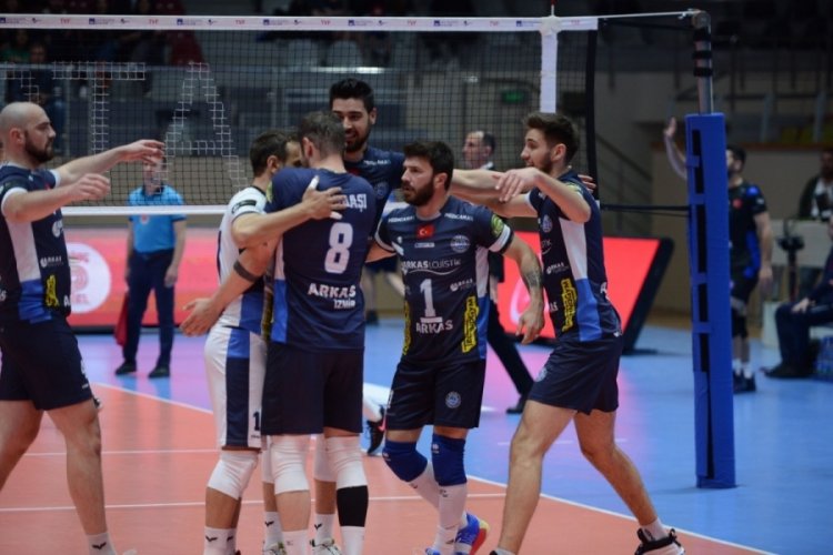 Arkas Spor finali istiyor