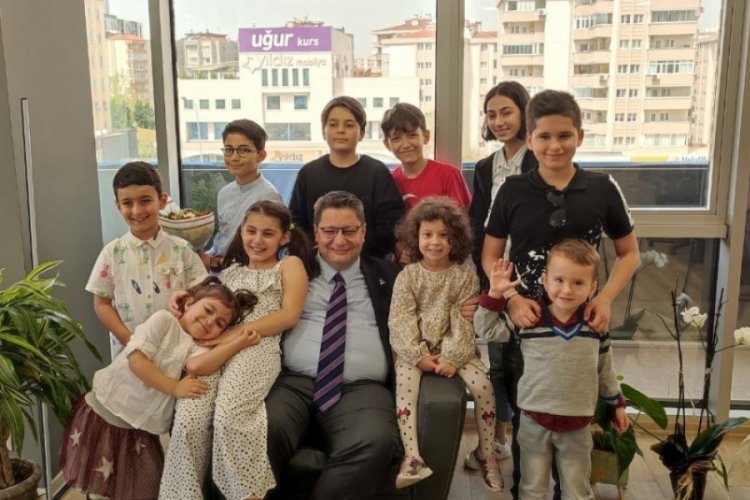 DEVA Partisi 23 Nisan'da &ccedil;ocuklara emanet