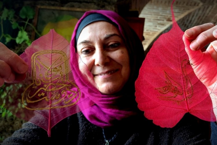Bursa'da kurumuş yaprakları sanat eserine d&ouml;n&uuml;şt&uuml;r&uuml;yor