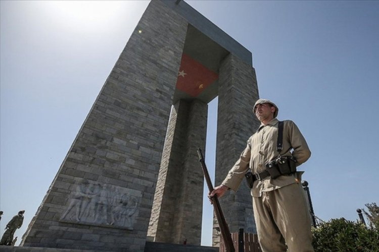 &Ccedil;anakkale Kara Savaşları'nın 107. yılı