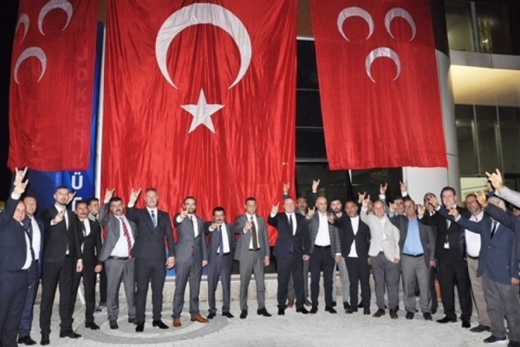 Bursa'da Cumhur İttifakı MHP'nin iftarında buluştu