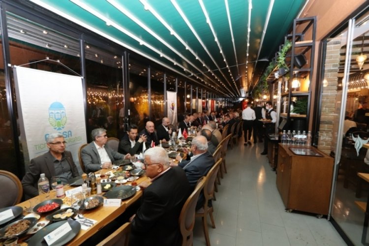 Bursa TB ekibi sahurda bir araya geldi