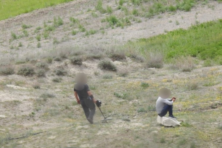 Ankara'da ka&ccedil;ak kazı yapan şahıslara g&ouml;zaltı