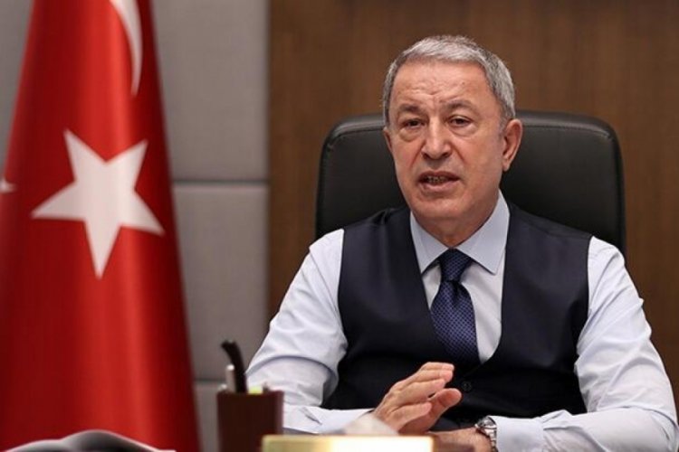 Bakan Akar'dan komutanlarla toplantı yaptı