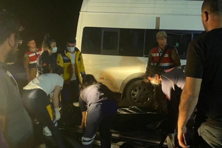 Diyarbakır'da korkun&ccedil; kaza: 1 &ouml;l&uuml;, 3'&uuml; ağır 5 yaralı