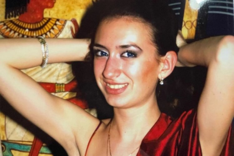D&uuml;nyanın en b&uuml;y&uuml;k yanaklısı Anastasia, yine dolgu yaptırdı