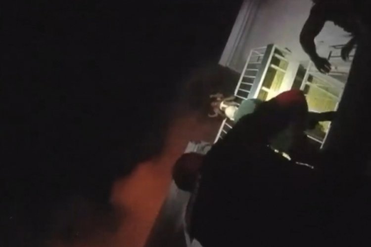 Florida eyaletinde bebeğin yangından kurtarılma &acirc;nı kamerada