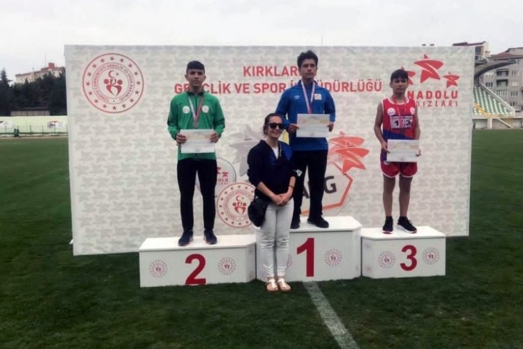 Bursa'nın 'yıldız' atleti g&ouml;z doldurdu