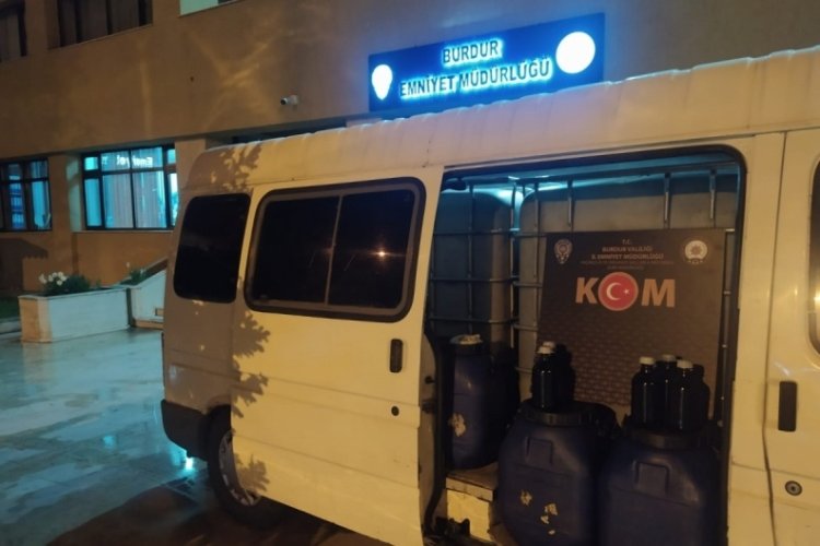 2 bin 790 litre ka&ccedil;ak yakıt ele ge&ccedil;irildi