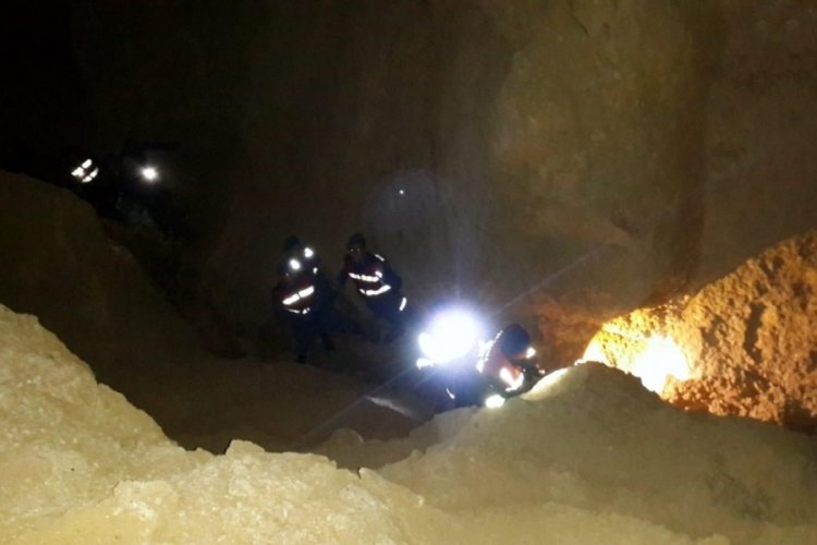 Kırşehir'de para vermeyen annesini &ouml;ld&uuml;ren sanığa m&uuml;ebbet