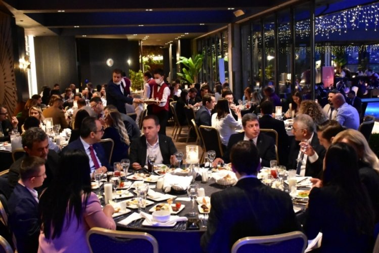 T&Uuml;GİAD Bursa'dan &ouml;zel iftar