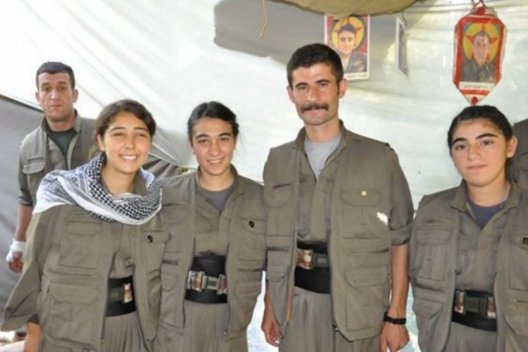 İBB &ccedil;alışanı Şafak Duran'ın ter&ouml;ristlerle fotoğrafları &ccedil;ıktı