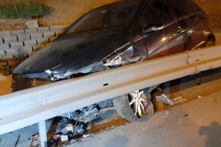 Kontrol&uuml; kaybeden s&uuml;r&uuml;c&uuml; su kanalına u&ccedil;tu