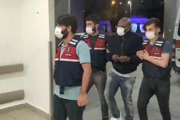 &Ccedil;ift&ccedil;iyi dolandıran Honduraslı yakalandı