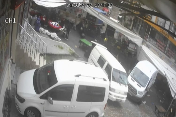 İstanbul'da pazardaki yankesicilere su&ccedil;&uuml;st&uuml;&nbsp;