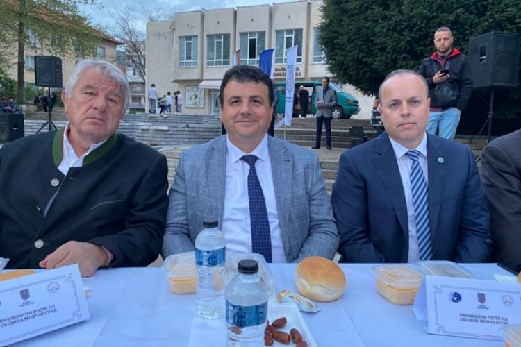 Başkan Şakir 2 bin kişiye seslendi: Yalnız bırakmıyoruz