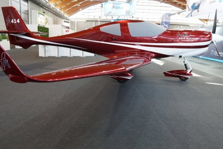 Aquila, Zeplin şehri Friedrichshafen'da AERO 2022