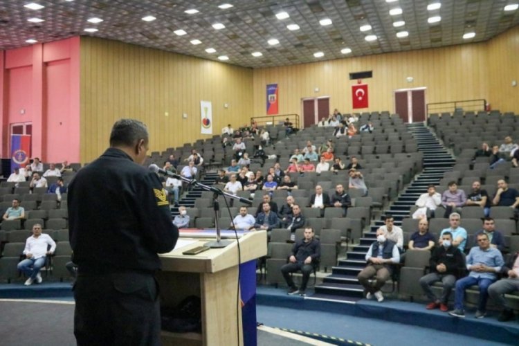 Bursa'da jandarmadan 600 g&uuml;venlik g&ouml;revlisine eğitim