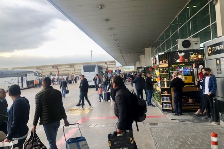 Bursa otogarında bayram yoğunluğu
