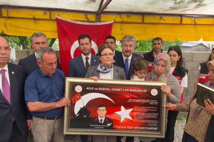 Derya Yanık: Elimizden geleni sonuna kadar milletimizin hizmetine sunuyoruz