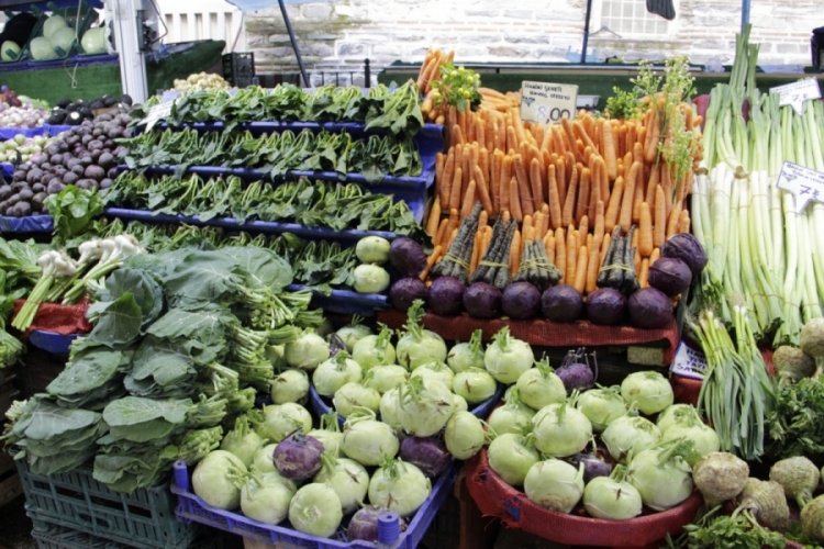 &Uuml;reticiyle market arasındaki fark a&ccedil;ılıyor