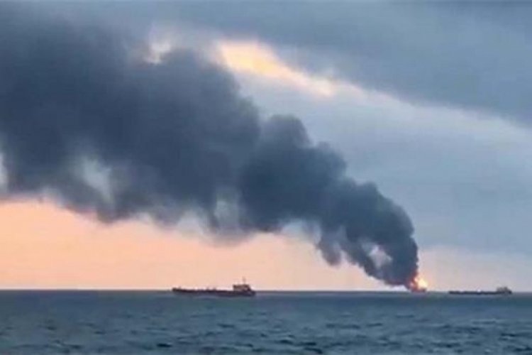 Bayraktar SİHA'lar Karadeniz'de iki Rus gemisi vurdu