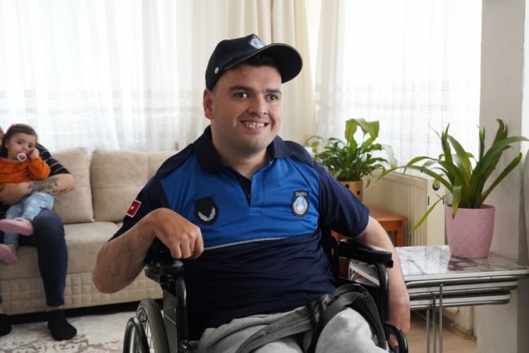 Bursa'nın en '&ouml;zel' zabıtası: &Ouml;nder