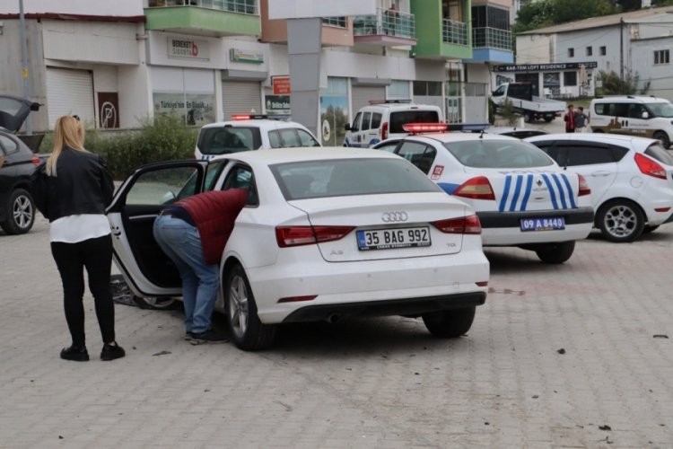 Otomobile b&ouml;cek girdi kaza da beraberinde geldi