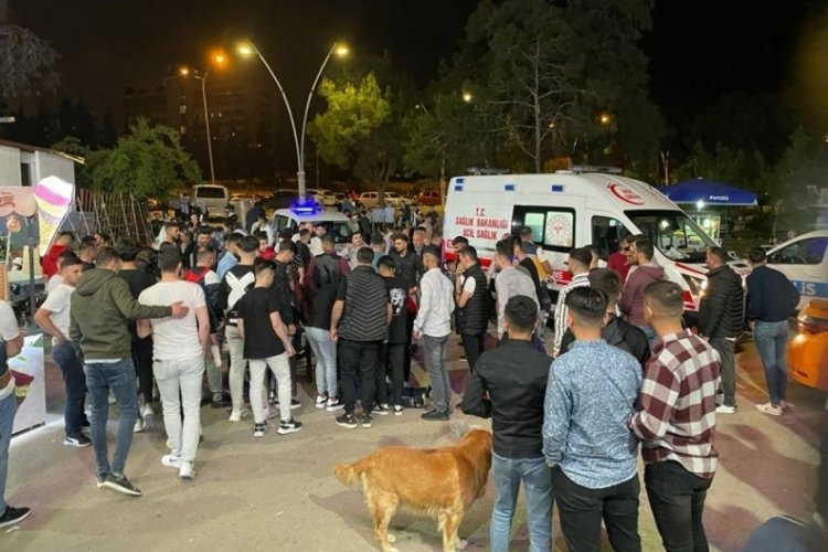Lunaparkta bı&ccedil;aklı kavga: 3 yaralı