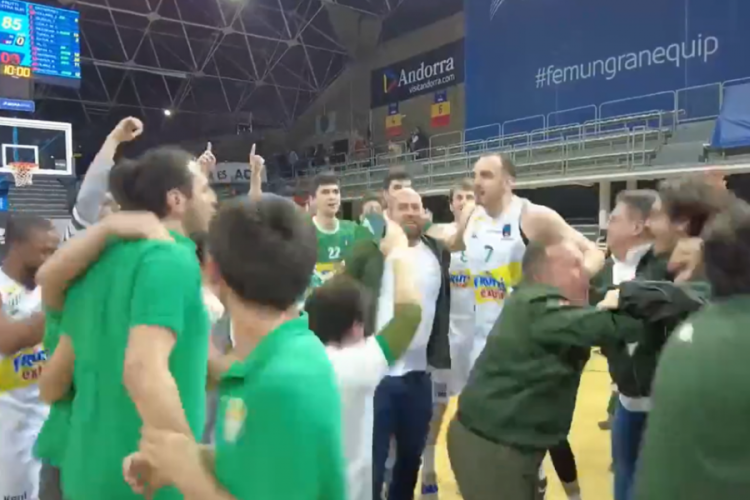 Frutti Extra Bursaspor'un final sevinci kameralara yansıdı