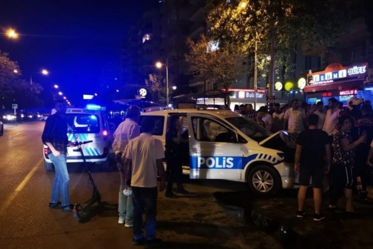 Polis aracına kaza yaptırıp ka&ccedil;maya &ccedil;alıştı
