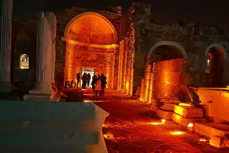 Apollon Tapınağı'nın işletmeci hakkında su&ccedil; duyurusu