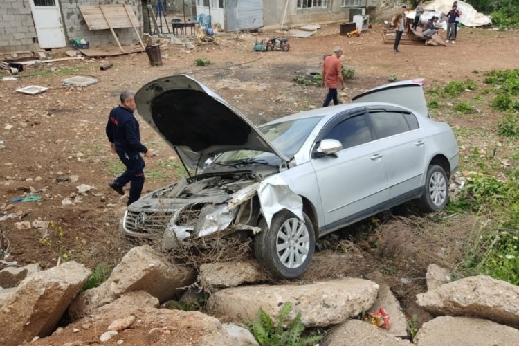 Otomobil ile motosiklet &ccedil;arpıştı: 1 &ouml;l&uuml;, 1 yaralı