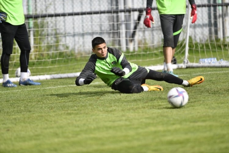 Bursaspor'da &Uuml;mraniyespor ma&ccedil;ı hazırlıklarına devam
