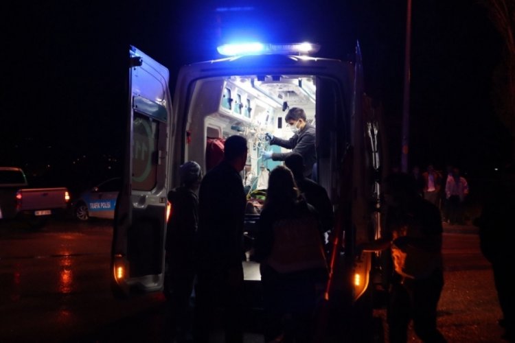 Ankara'da 1 kişinin &ouml;ld&uuml;ğ&uuml; 7 kişinin de yaralandığı kaza kamerada
