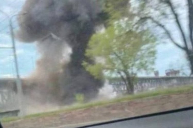 Dinyeper Nehri &uuml;zerindeki k&ouml;pr&uuml;y&uuml; Rusya b&ouml;yle vurdu