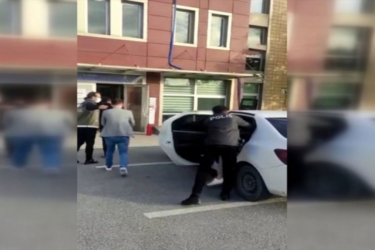 Yabancı uyruklu iki &ccedil;ocuğu darp ettiler