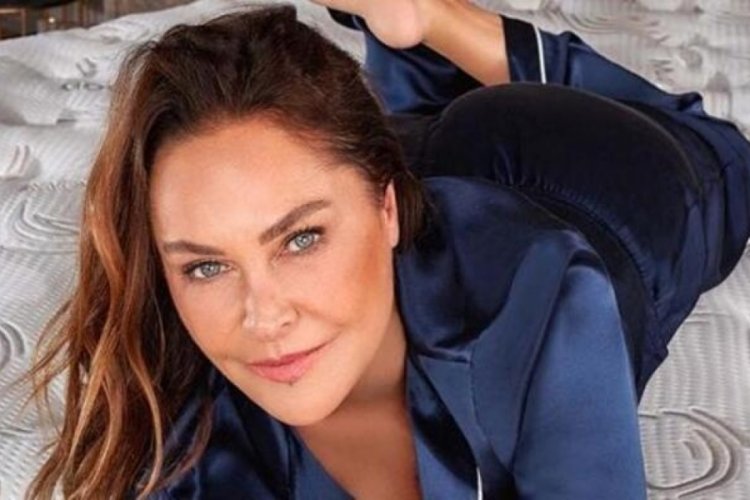 H&uuml;lya Avşar'ın &ccedil;ocukluk fotoğrafı sosyal medyaya damga vurdu