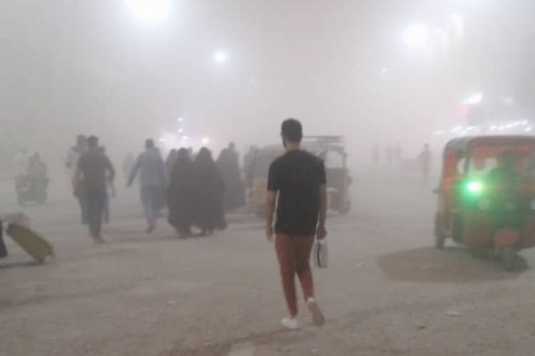 Irak'ta kum fırtınası sebebiyle, u&ccedil;uşlar askıya alındı
