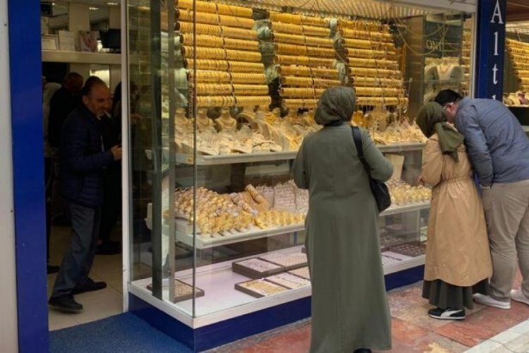 Kuyumcularda d&uuml;ğ&uuml;n sezonu hareketliliği