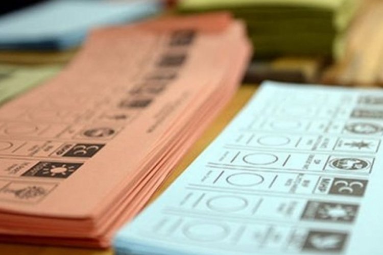 O partinin amblemi "Anka kuşu" olarak değişti