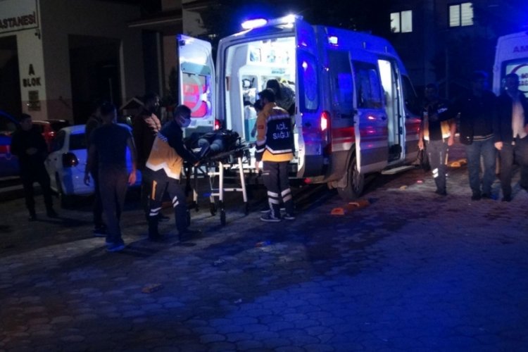 Husumetli iki grup arasında silahlı kavga: 1 &ouml;l&uuml;