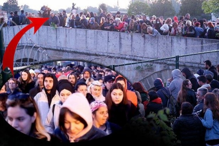 Edirne'ye binlerce kişi gece saat 04.00'te akın etti