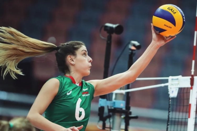 Kuzeyboru  Miroslova Paskova ile anlaştı
