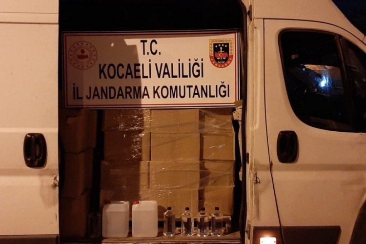 Binlerce litre ka&ccedil;ak etil alkol ele ge&ccedil;irildi