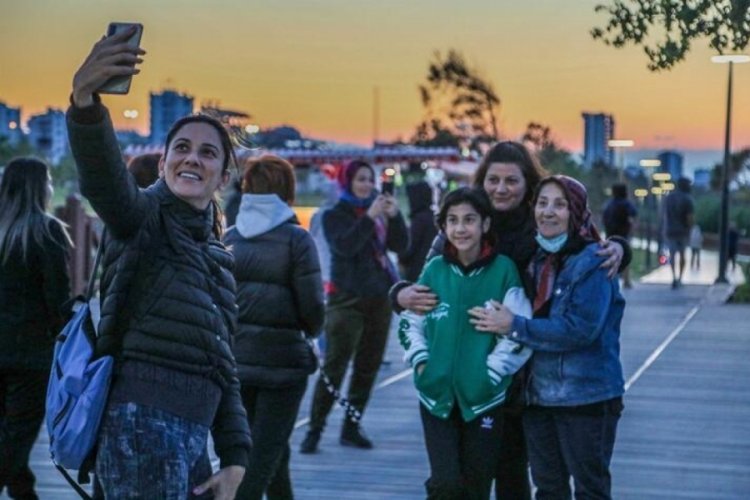 Antalya'da hıdırellez dilekleri sabahın ilk saatlerinde suyla buluştu