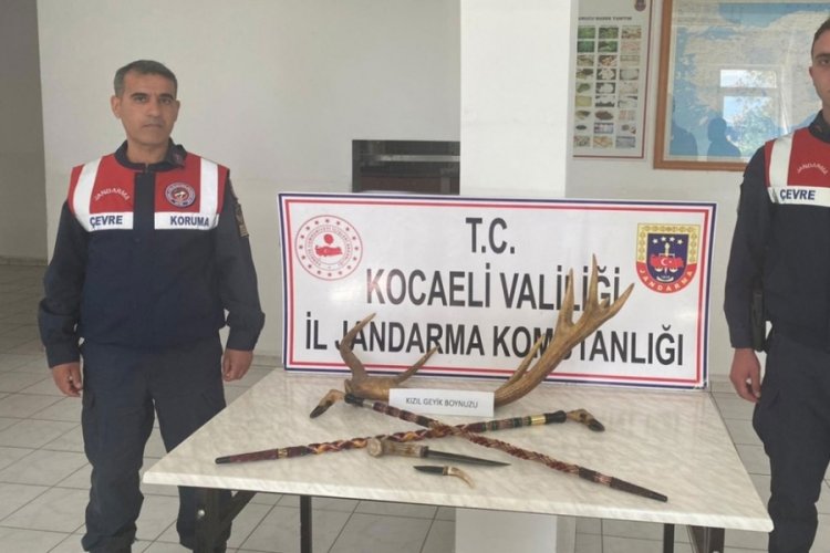 Evinin kilerinde suikast bilekliği &uuml;reten kişi yakalandı