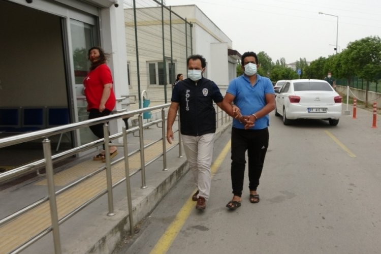Annesi ve ağabeyi tarafından eve zincirlenen kız &ccedil;ocuğu kurtarıldı