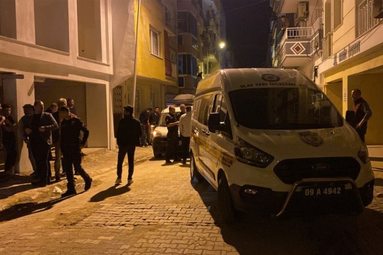 Bir kadın, eşini bir &ccedil;ok yerinden bı&ccedil;aklayarak ağır yaraladı