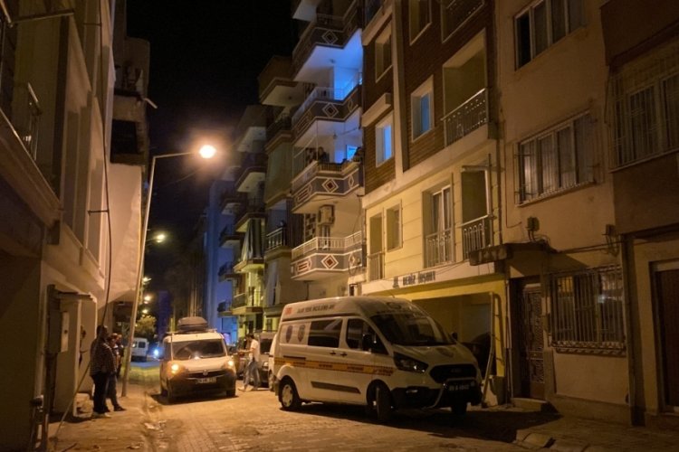 Karısı tarafından bı&ccedil;aklanan adam hayatını kaybetti